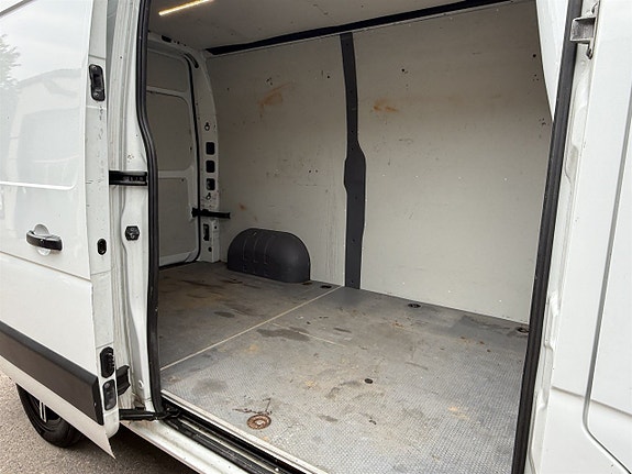 Nissan NV400 4 of 5