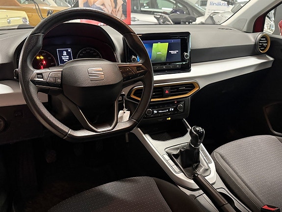 Seat Arona 5 of 10