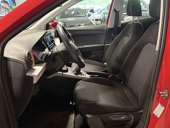 Seat Arona 6 of 10