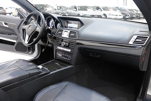 Mercedes-Benz E220 15 of 24