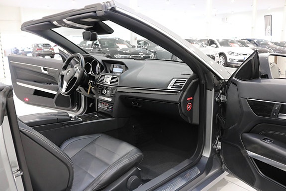 Mercedes-Benz E220 16 of 24