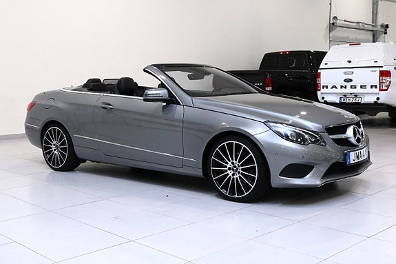 Mercedes-Benz E220 3 of 5