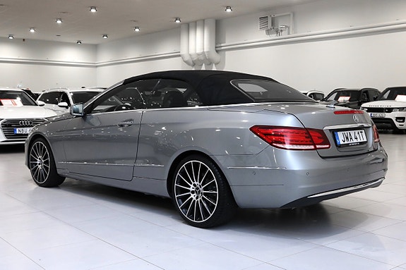 Mercedes-Benz E220 10 of 24