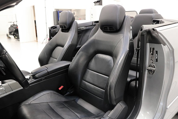 Mercedes-Benz E220 17 of 24