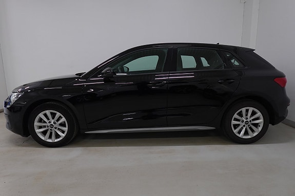 Audi A3 3 of 5
