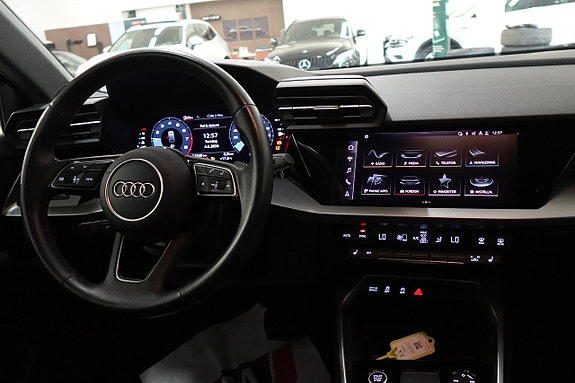 Audi A3 8 of 17