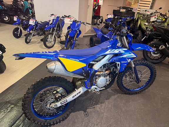 Yamaha WR250F 2025 40 tim  0% kampanj 2 of 11