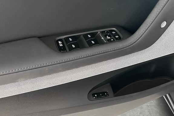 Polestar 2 10 of 30