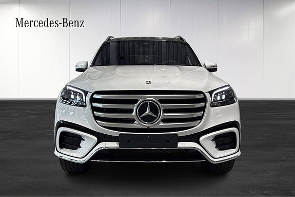Mercedes-Benz GLS450 d 2 of 21