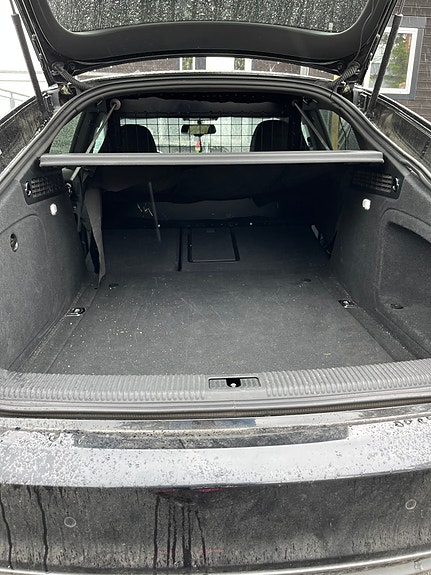 Audi A5 4 of 6