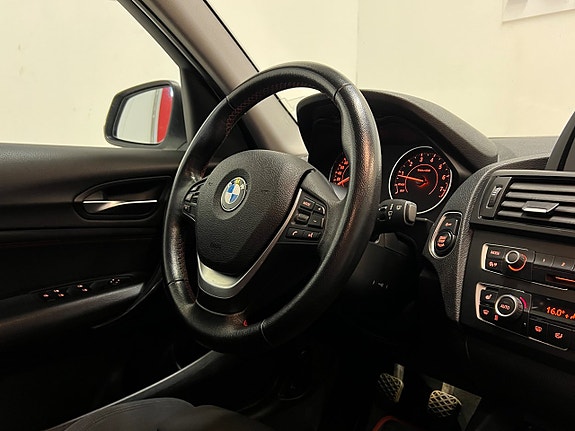 BMW 116i 21 of 27