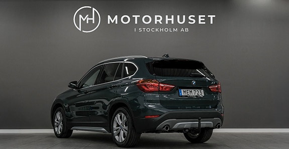 BMW X1 4 of 5
