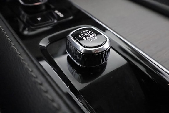 Volvo XC90 29 of 30
