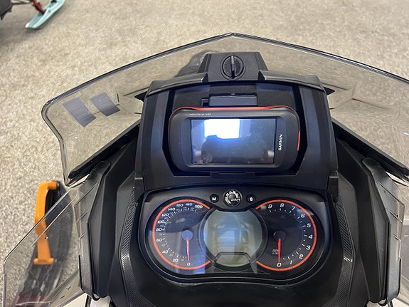 Ski-Doo Backcountry 800 E-TEC GPS 1+1 dyna Kylare 383 mil 7 of 13