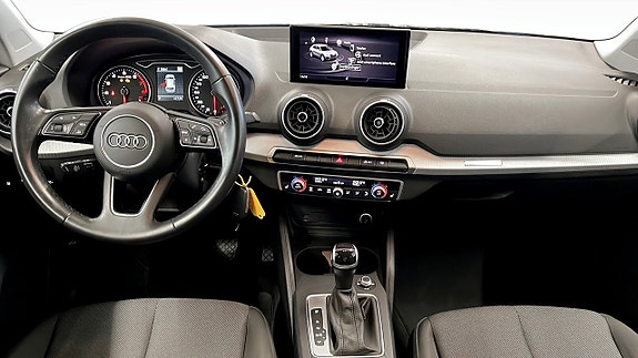 Audi Q2 10 of 15
