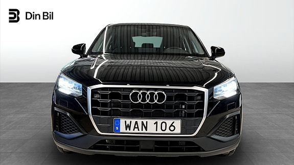 Audi Q2 4 of 5