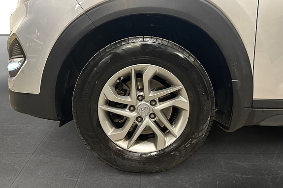 Hyundai Tucson 16 of 16