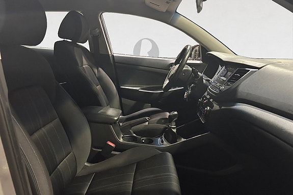 Hyundai Tucson 15 of 16