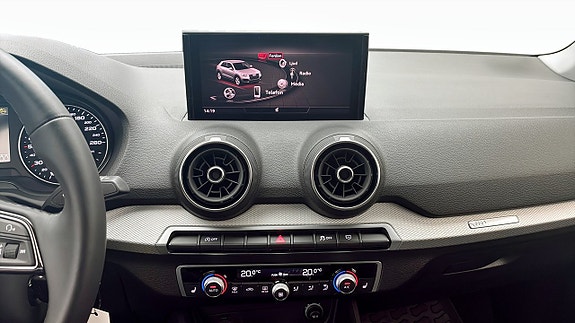 Audi Q2 9 of 12
