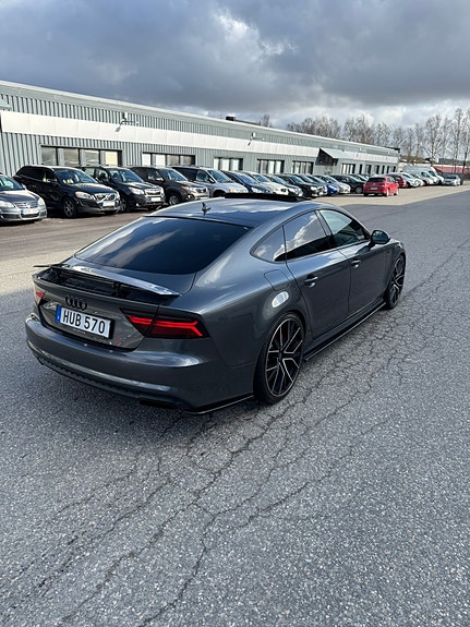 Audi A7 2 of 5