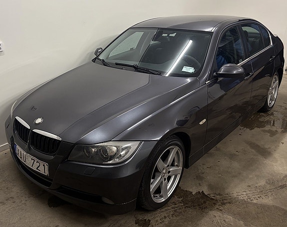 BMW 325i 4 of 11