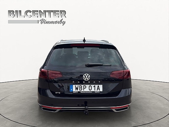 Volkswagen Passat 5 of 5