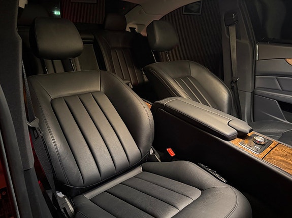Mercedes-Benz CLS500 29 of 30