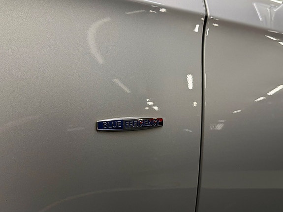 Mercedes-Benz CLS500 9 of 30