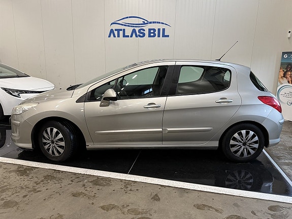 Peugeot 308 2 of 22