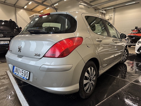 Peugeot 308 5 of 22