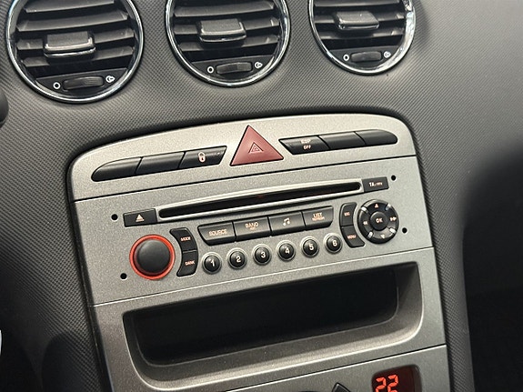Peugeot 308 17 of 22