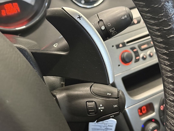 Peugeot 308 15 of 22