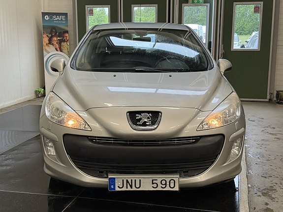 Peugeot 308 7 of 22