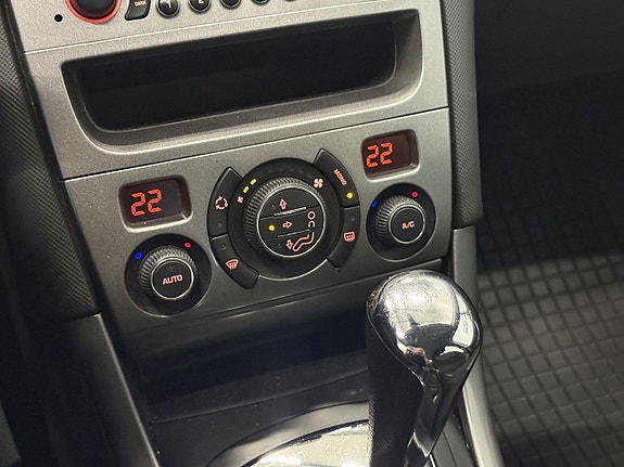 Peugeot 308 18 of 22