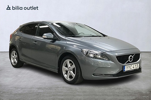 Volvo V40 4 of 5