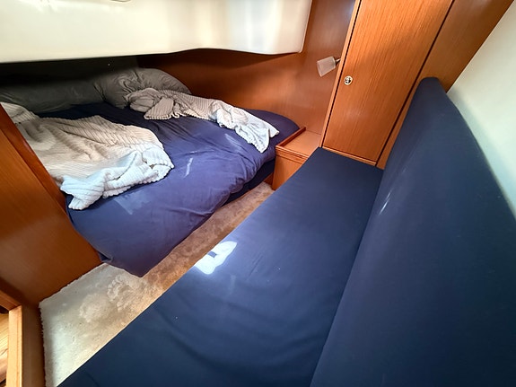 Bavaria 28 Sport D4-260 5 of 12