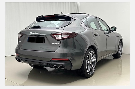 Maserati Levante 4 of 5