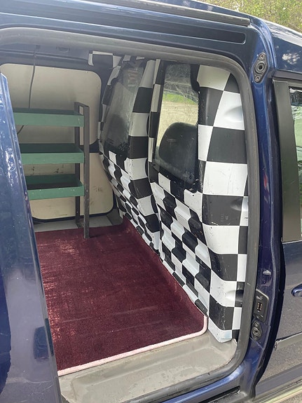 Volkswagen Caddy 10 of 16