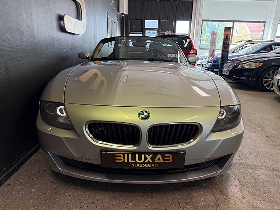 BMW Z4 7 of 19