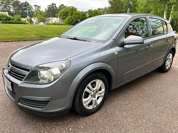 Opel Astra 3 of 5