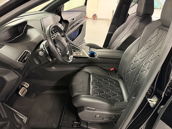 Peugeot 3008 7 of 12