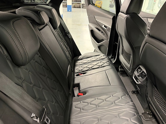 Peugeot 3008 12 of 12