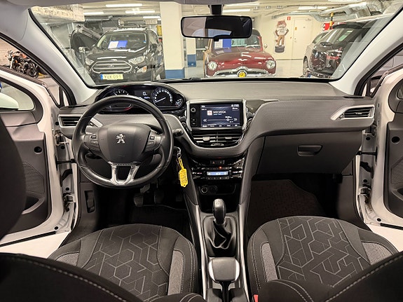 Peugeot 3008 10 of 12