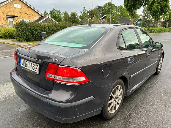Saab 9-3 4 of 5