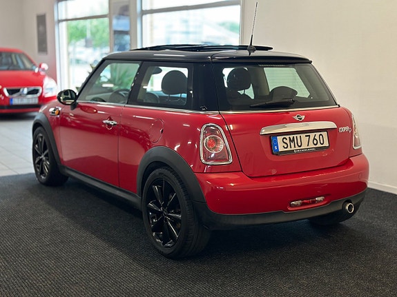 MINI Cooper 8 of 17