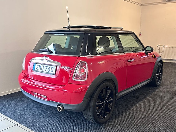MINI Cooper 5 of 5