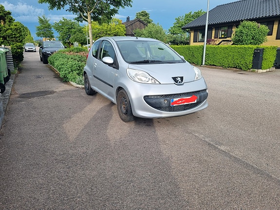 Peugeot 107 3 of 5