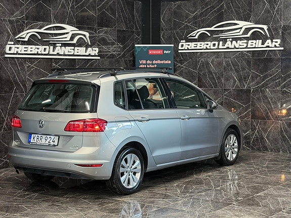 Volkswagen Golf Sportsvan 8 of 25