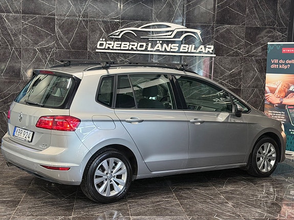 Volkswagen Golf Sportsvan 6 of 25