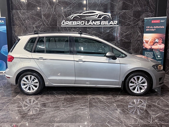 Volkswagen Golf Sportsvan 9 of 25